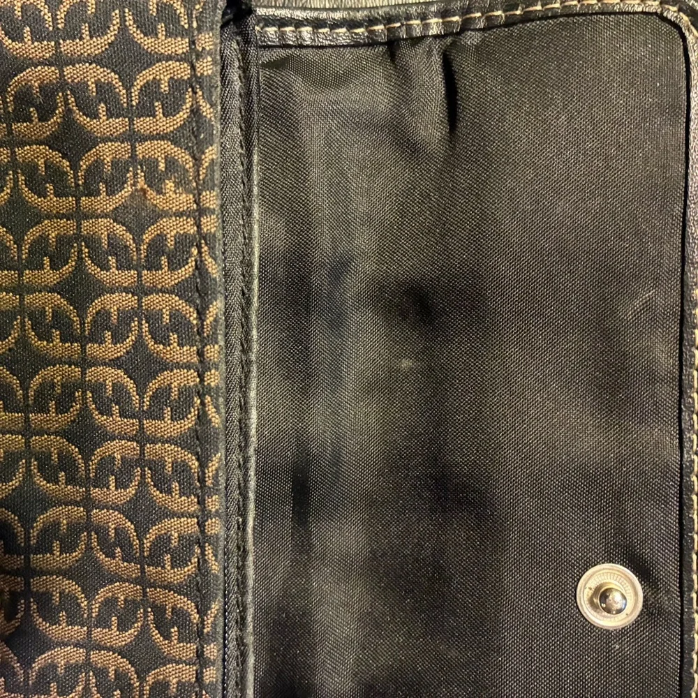 Fossil 8” Wristlet Wallet With Card Holders And Zippered Pocket - Picture 11 of 11